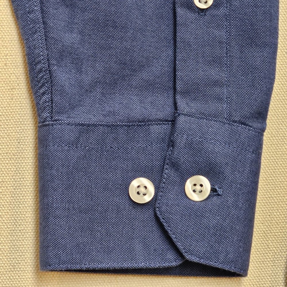 Allen Edmonds Button Down S - Picture 5 of 6